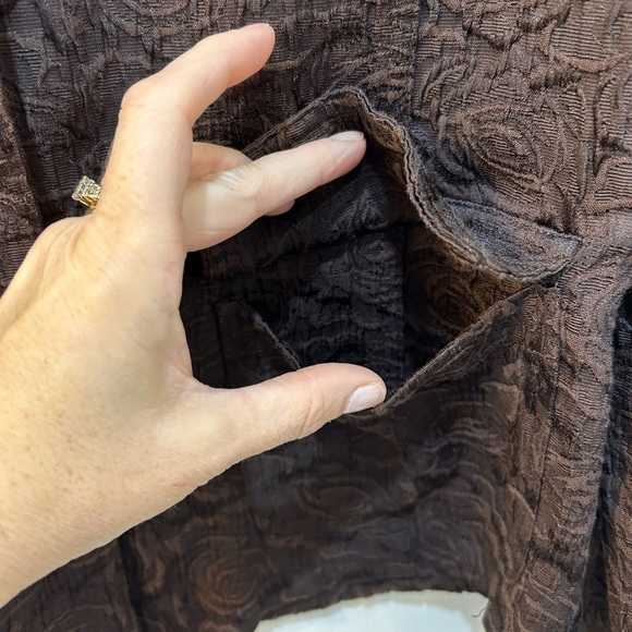Chico’s Brown Floral Embossed Blazer Textured Top Layer Pockets Preppy Sz M - Picture 5 of 8